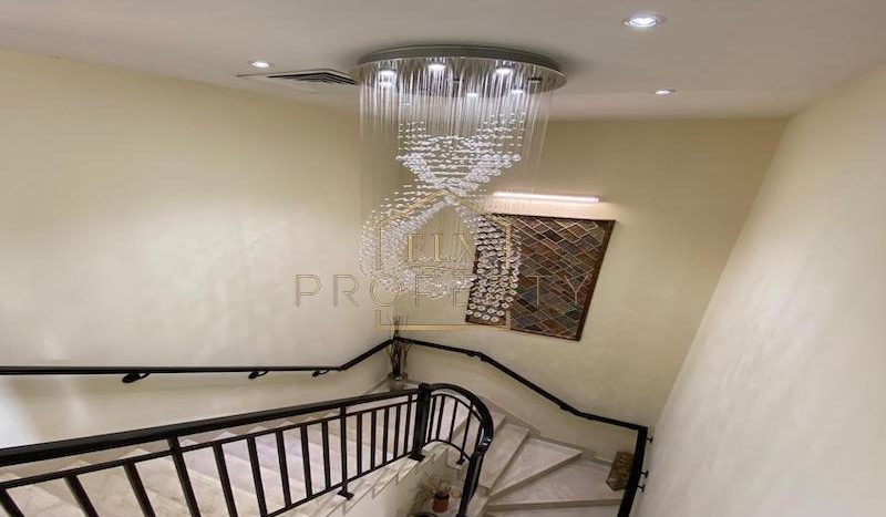 Villa in The Springs, Dubai, UAE 4 bedrooms, 422m2