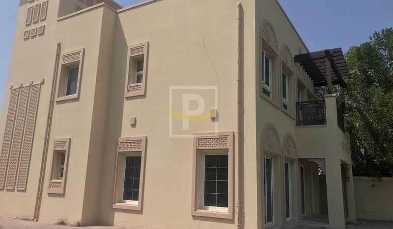 Villa in Jumeirah Village Triangle, Dubai, UAE 2 bedrooms, 655.1m2