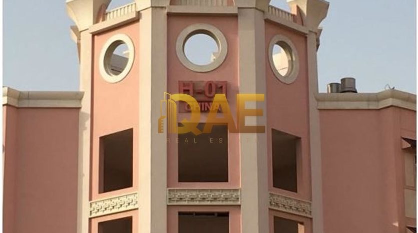 Building in International City, Dubai, UAE 1222.6m2