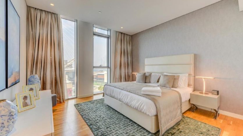 Квартира в BLUEWATERS RESIDENCES в Дубай,    4 комнаты, 185м2