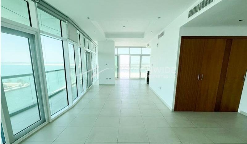 Apartment in Al Raha Beach, Abu Dhabi, UAE 2 bedrooms, 130.1m2