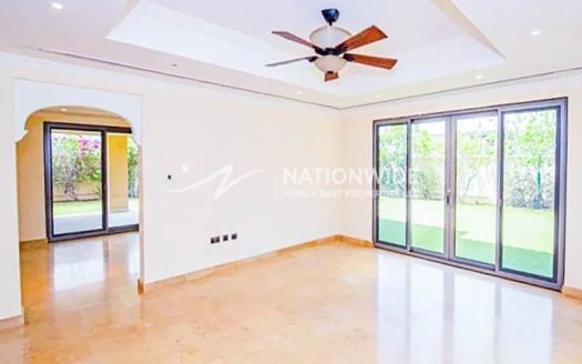 Villa on Saadiyat Island, Abu Dhabi, UAE 4 bedrooms, 451.9m2