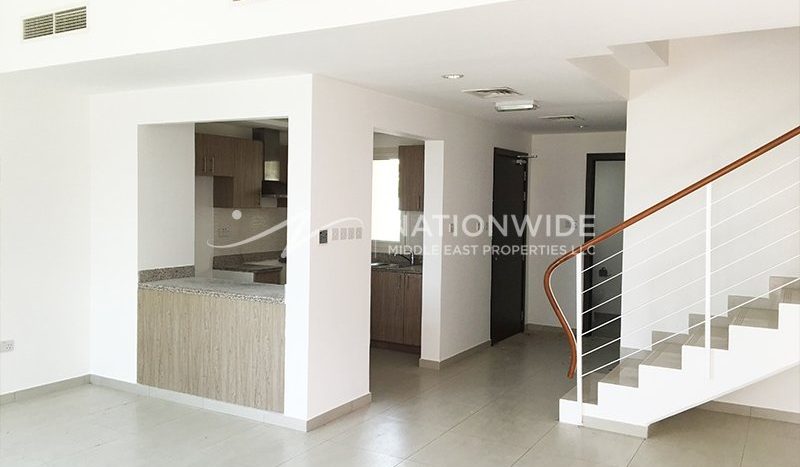 Townhouse in Al Ghadeer, Abu Dhabi, UAE 2 bedrooms, 180.9m2