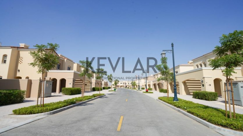 Townhouse in Serena, Dubai, UAE 2 bedrooms, 176.2m2