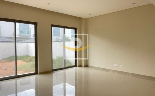 Townhouse in Muwaileh, Sharjah, UAE 3 bedrooms, 223m2