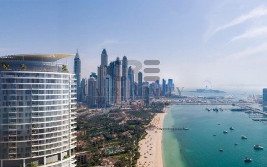 Apartment in PALM BEACH TOWERS 3 in Palm Jumeirah, Dubai, UAE 4 bedrooms, 789.7m2