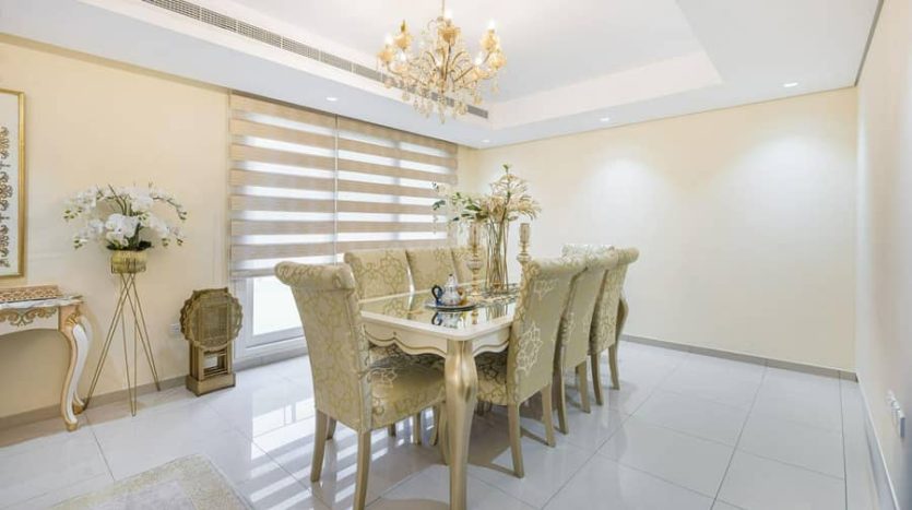 Villa in Muwaileh, Sharjah, UAE 5 bedrooms, 348.57m2