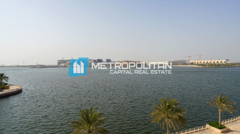 Apartment in Al Raha Beach, Abu Dhabi, UAE 2 bedrooms, 132.1m2