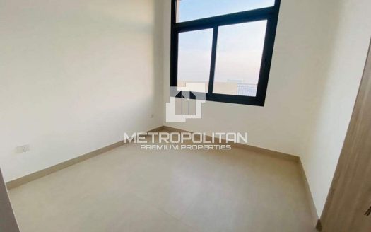 Apartment in Town Square, Dubai, UAE 2 bedrooms, 150m2