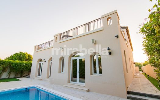 Villa in Jumeirah Golf Estates, Dubai, UAE 5 bedrooms, 856.5m2