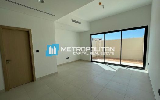 Townhouse in Al Salam Street, Abu Dhabi, UAE 2 bedrooms, 107.5m2