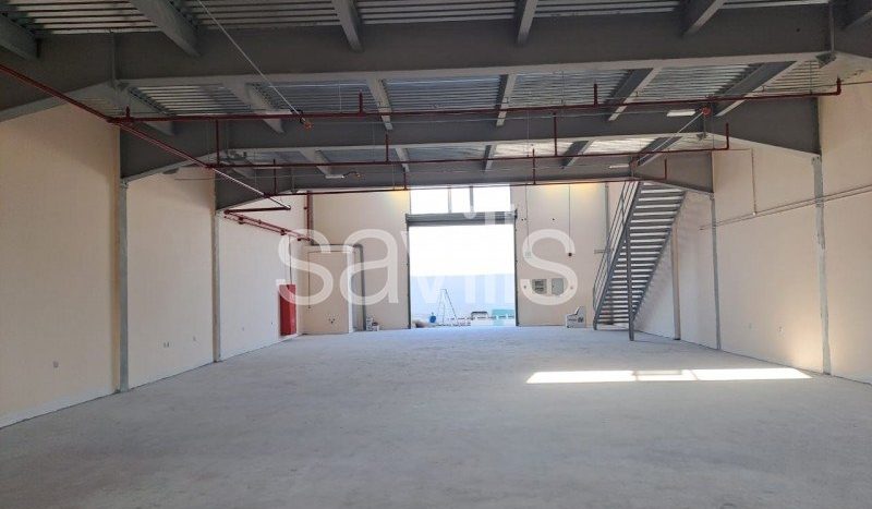 Warehouse in Al Sajaa, Sharjah, UAE 1579.3m2