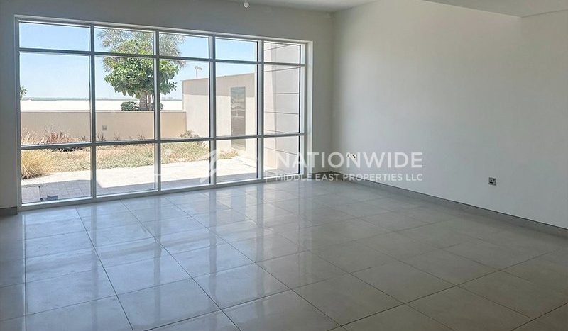 Townhouse in Al Raha Beach, Abu Dhabi, UAE 2 bedrooms, 212.4m2