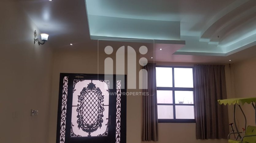 Villa in Abu Dhabi, UAE 9 bedrooms, 975.5m2