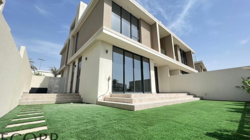 Villa in Dubai Hills Estate, UAE 3 bedrooms, 269m2