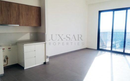 Apartment in Dubai Hills Estate, Dubai, UAE 2 bedrooms, 92.8m2