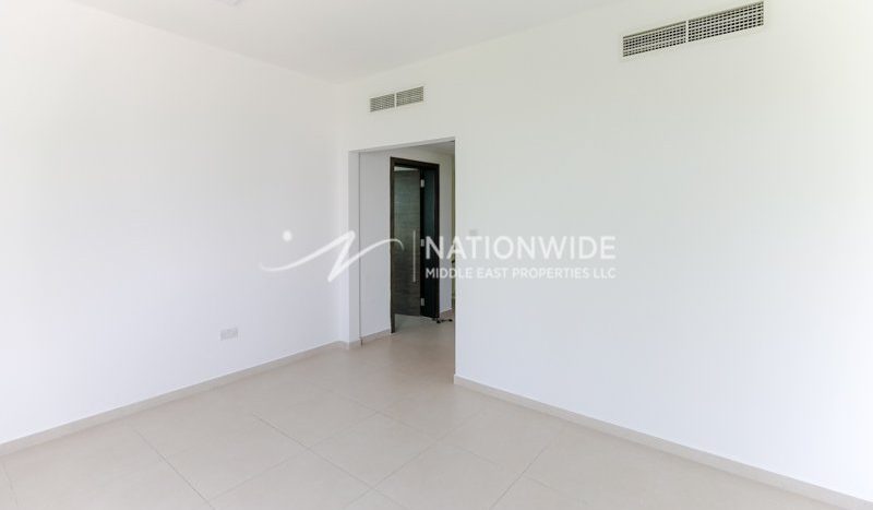 Villa in Al Ghadeer, Abu Dhabi, UAE 3 bedrooms, 226.2m2