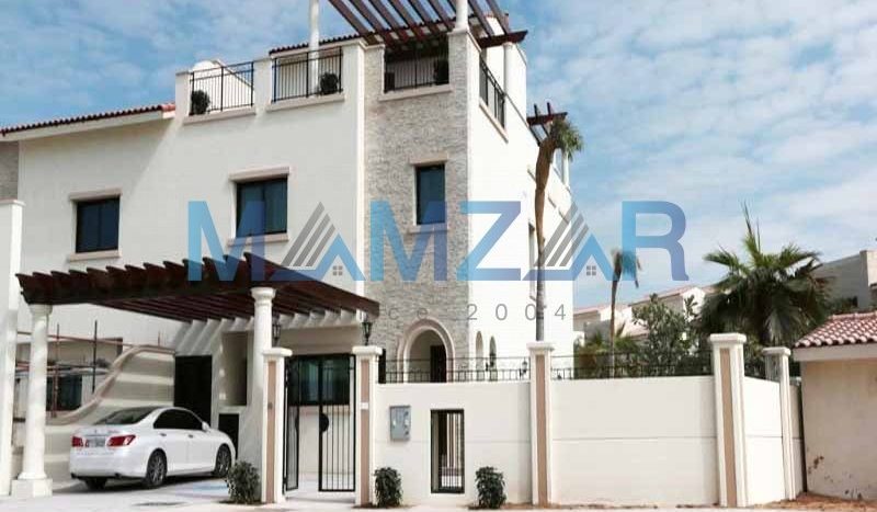 Villa in Al Mushrif, Abu Dhabi, UAE 10 bedrooms, 650.3m2