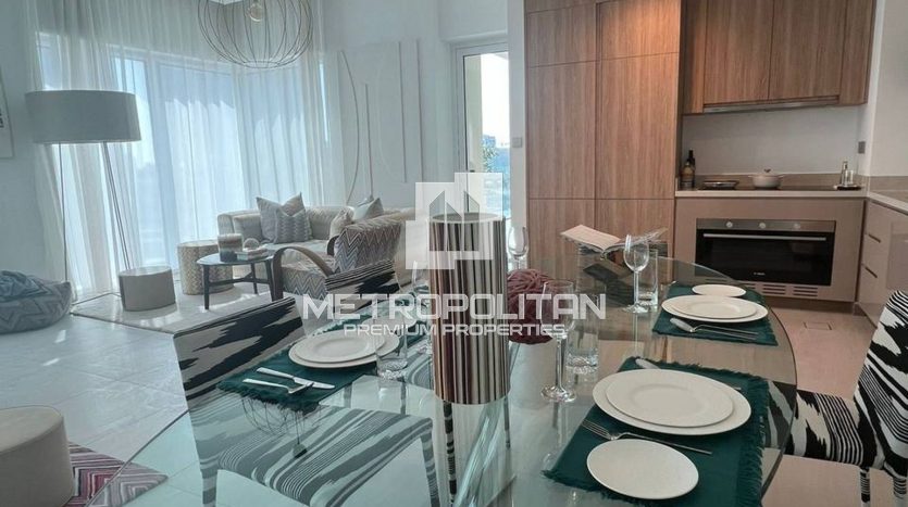 Penthouse in Business Bay, Dubai, UAE 3 bedrooms, 178m2