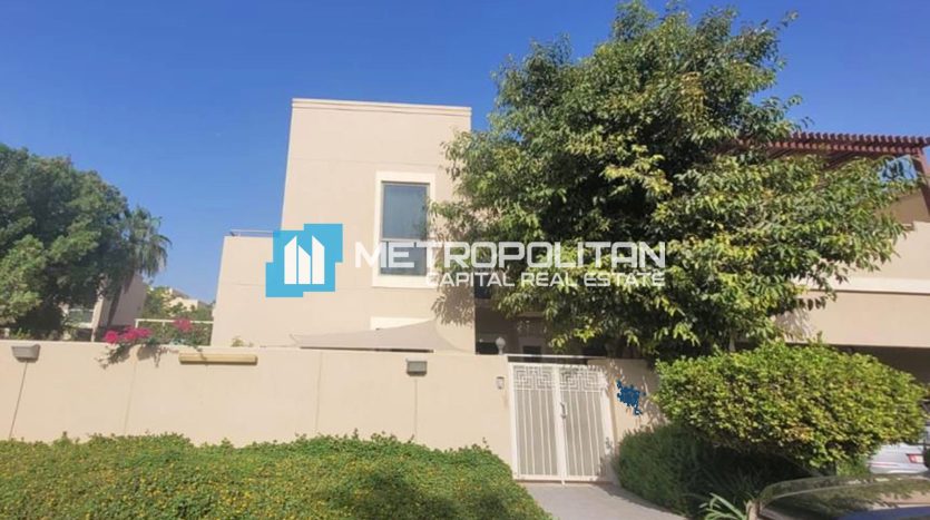 Villa in Al Raha Gardens, Abu Dhabi, UAE 4 bedrooms, 401.3m2