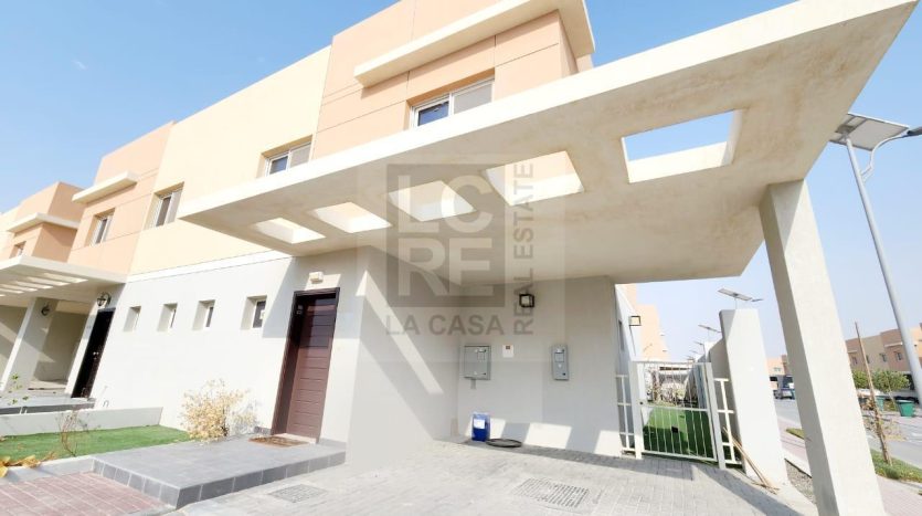 Villa in Al Samha, Abu Dhabi, UAE 3 bedrooms, 260m2