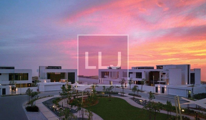 Land plot on Yas Island, Abu Dhabi, UAE 979.6m2