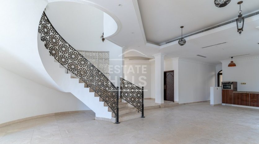 Villa in Al Barsha, Dubai, UAE 6 bedrooms, 1263.5m2