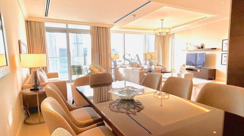 Apartment in Downtown Dubai (Downtown Burj Dubai), Dubai, UAE 3 bedrooms, 207.8m2