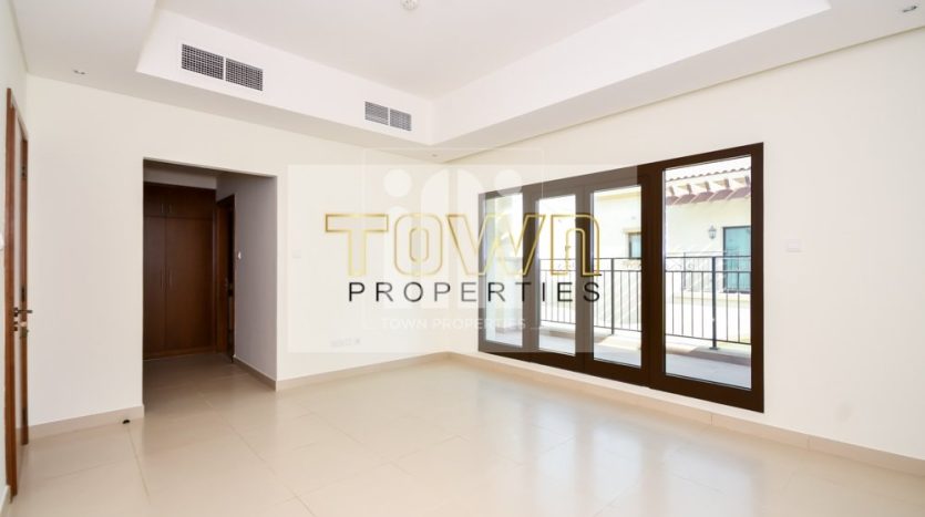 Villa in Al Salam Street, Abu Dhabi, UAE 3 bedrooms, 244.3m2