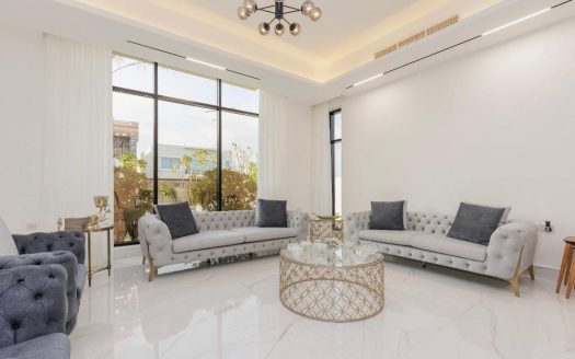 Villa in Jumeirah Park, Dubai, UAE 6 bedrooms, 743m2