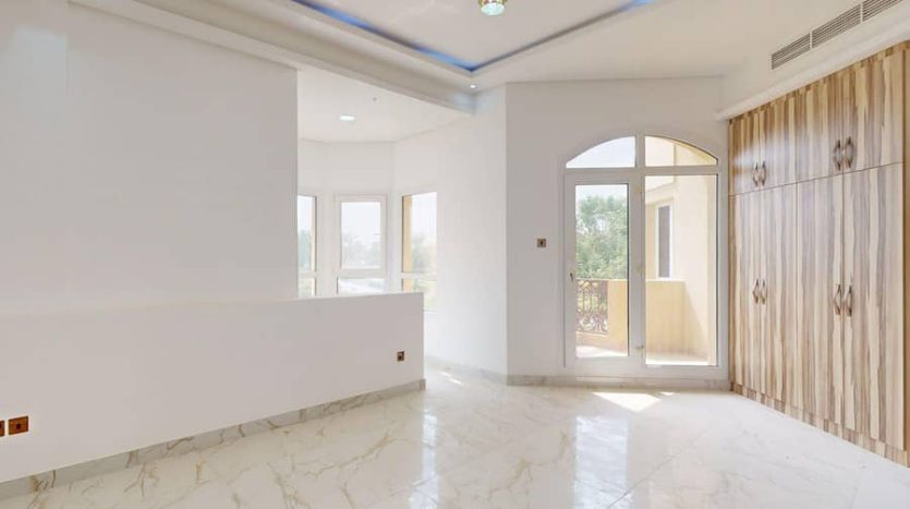 Villa in The Villa, Dubai, UAE 6 bedrooms, 527.78m2