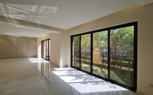 Townhouse in Dubai Sports City, Dubai, UAE 4 bedrooms, 313.5m2