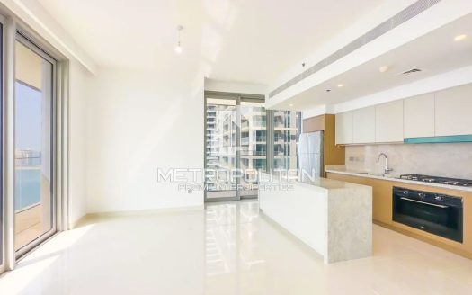 Apartment in Dubai Harbour, Dubai, UAE 3 bedrooms, 178m2