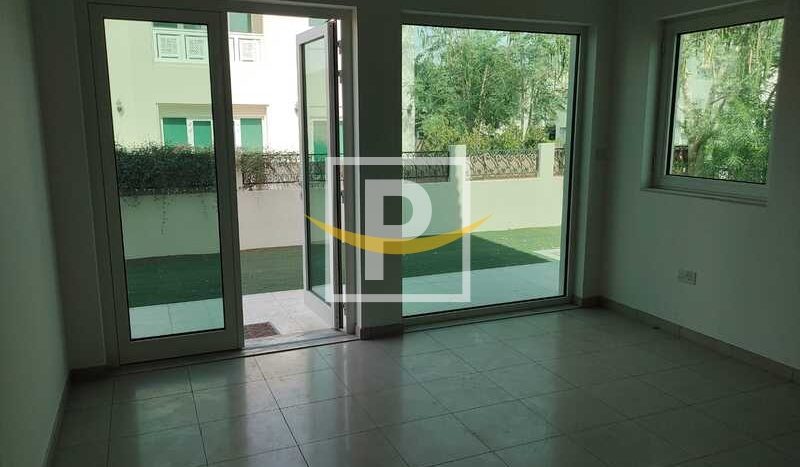 Villa in Al Furjan, Dubai, UAE 4 bedrooms, 600m2