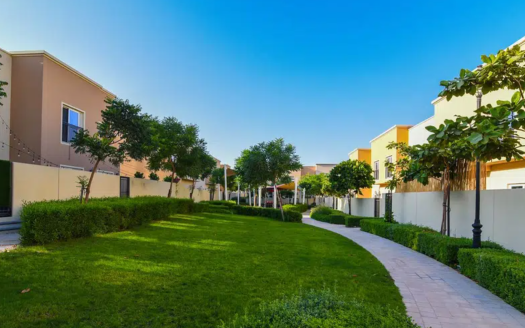 Townhouse in Dubai Land, Dubai, UAE 2 rooms, 1m2