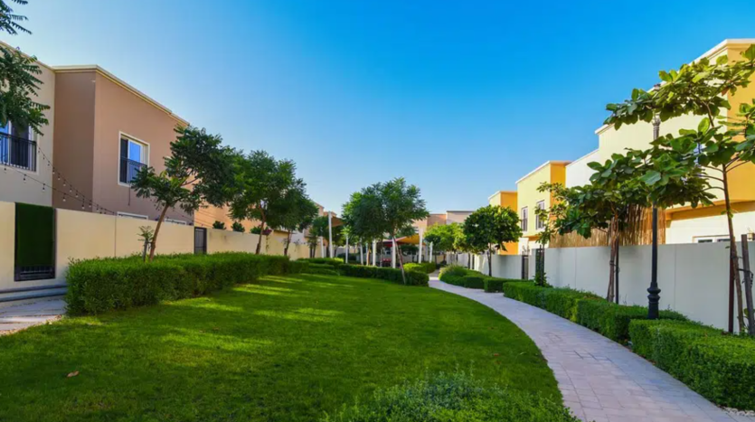 Townhouse in Dubai Land, Dubai, UAE 2 rooms, 1m2