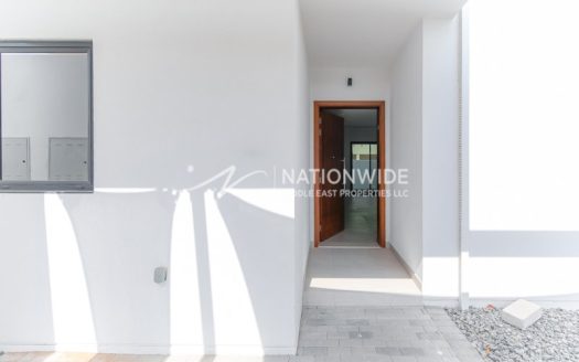 Townhouse in Al Ghadeer, Abu Dhabi, UAE 2 bedrooms, 157.5m2