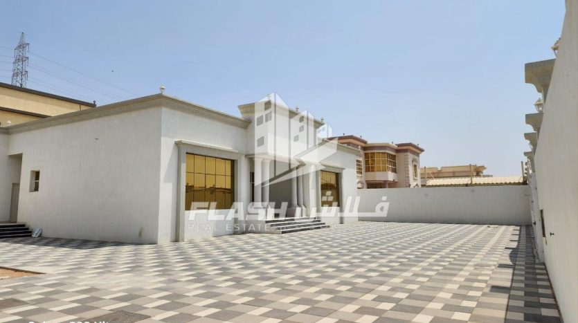 Villa in Al Dhait, Ras Al Khaimah, UAE 4 bedrooms, 418.1m2