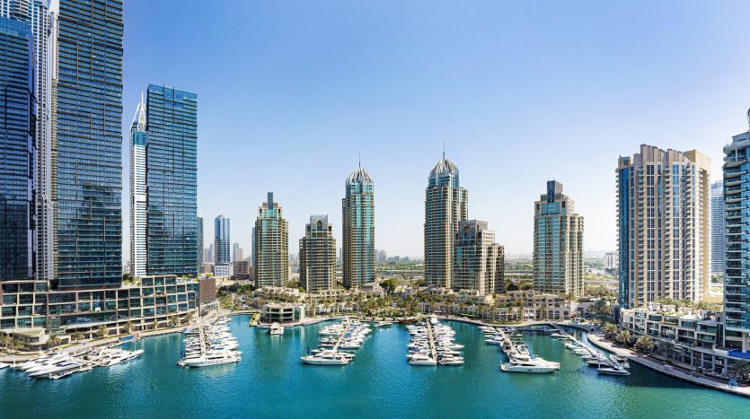 Apartment in LIV MARINA in Dubai Marina, Dubai, UAE 3 rooms, 121m2