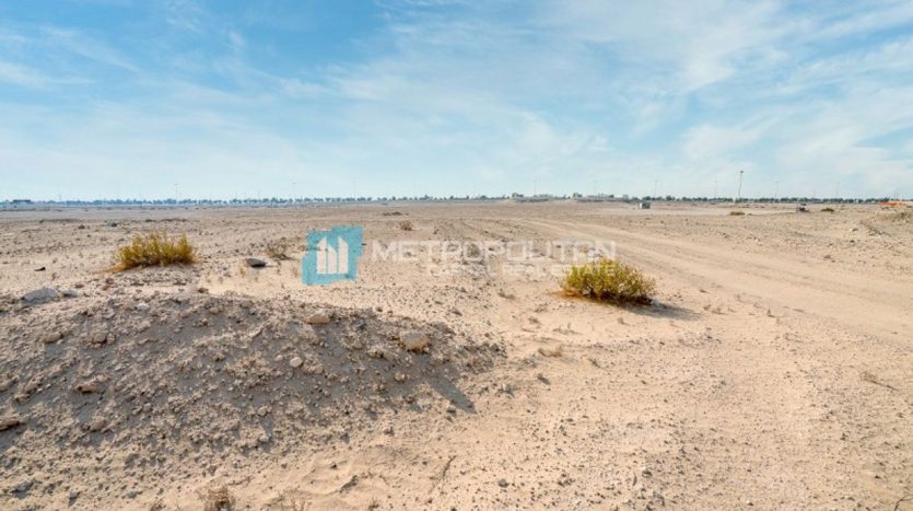 Plot of land in Mohamed Bin Zayed City, Abu Dhabi, UAE 2735.7m2