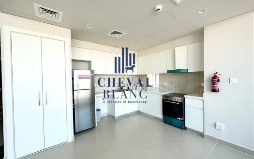 Apartment in Dubai, UAE 2 bedrooms, 109.2m2