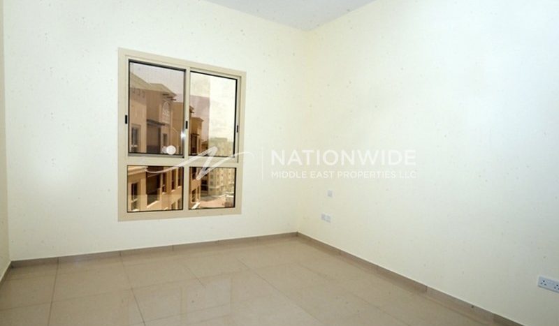 Apartment in Baniyas, Abu Dhabi, UAE 3 bedrooms, 224m2