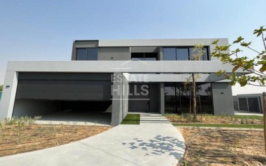 Villa in Al Tai, Sharjah, UAE 5 bedrooms, 601.8m2