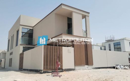 Townhouse in Abu Dhabi, UAE 3 bedrooms, 228.6m2