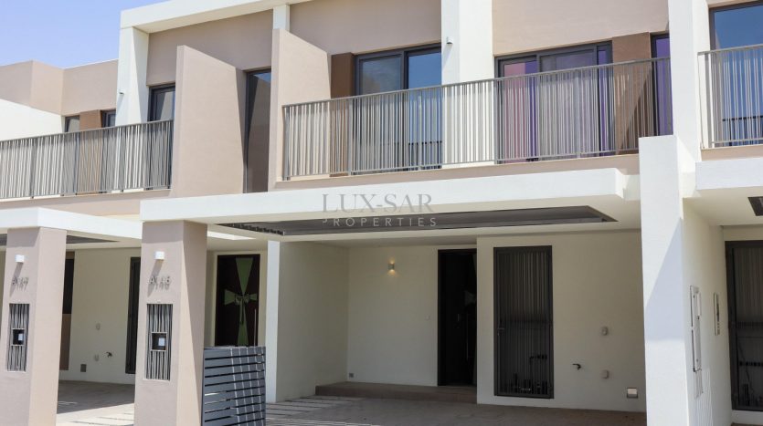 Townhouse in Tilal Al Ghaf, Dubai, UAE 3 bedrooms, 199.9m2