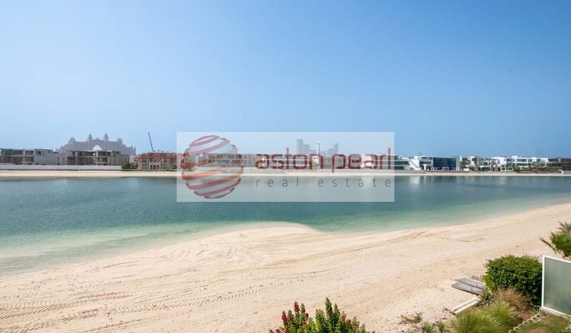 Villa in Palm Jumeirah, Dubai, UAE 5 rooms, 483.1m2