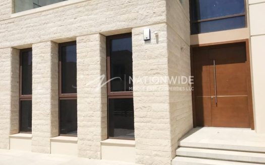 Villa on Saadiyat Island, Abu Dhabi, UAE 5 bedrooms, 580.9m2