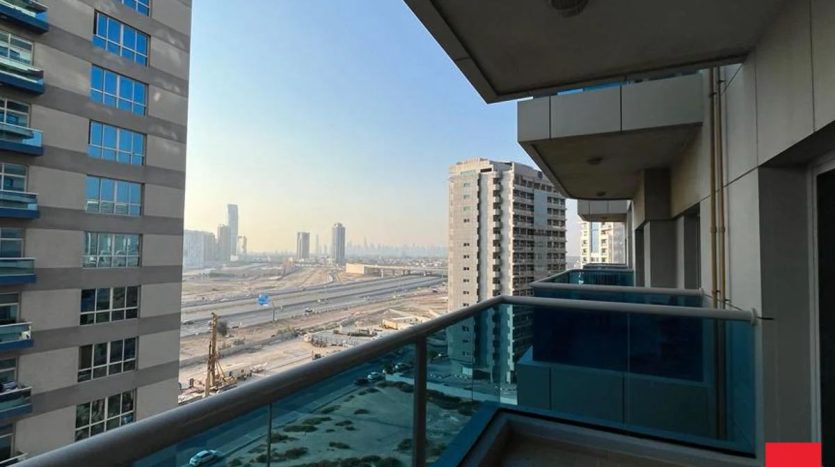 Apartment in Dubai Sports City, Dubai, UAE 1 bedroom, 76.9m2