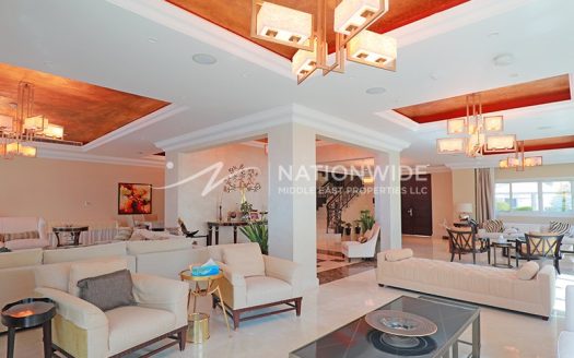 Villa in Marina Village, Abu Dhabi, UAE 5 bedrooms, 599.8m2