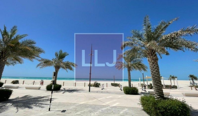 Townhouse on Saadiyat Island, Abu Dhabi, UAE 2 bedrooms, 223m2